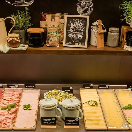 One Muenchen-olympia Gate 3*