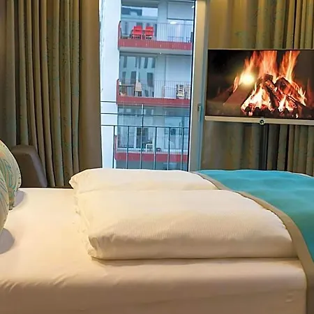 One Muenchen-olympia Gate Отель 3*